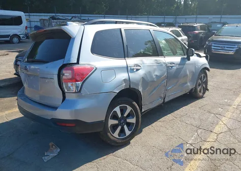 2017 Subaru Forester 2.5I Premium из США, поврежденный, VIN JF2SJAEC3HH800594